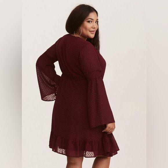 Torrid Merlot Red Textured Chiffon Skater Dress Size 5/5X - Picture 3 of 16